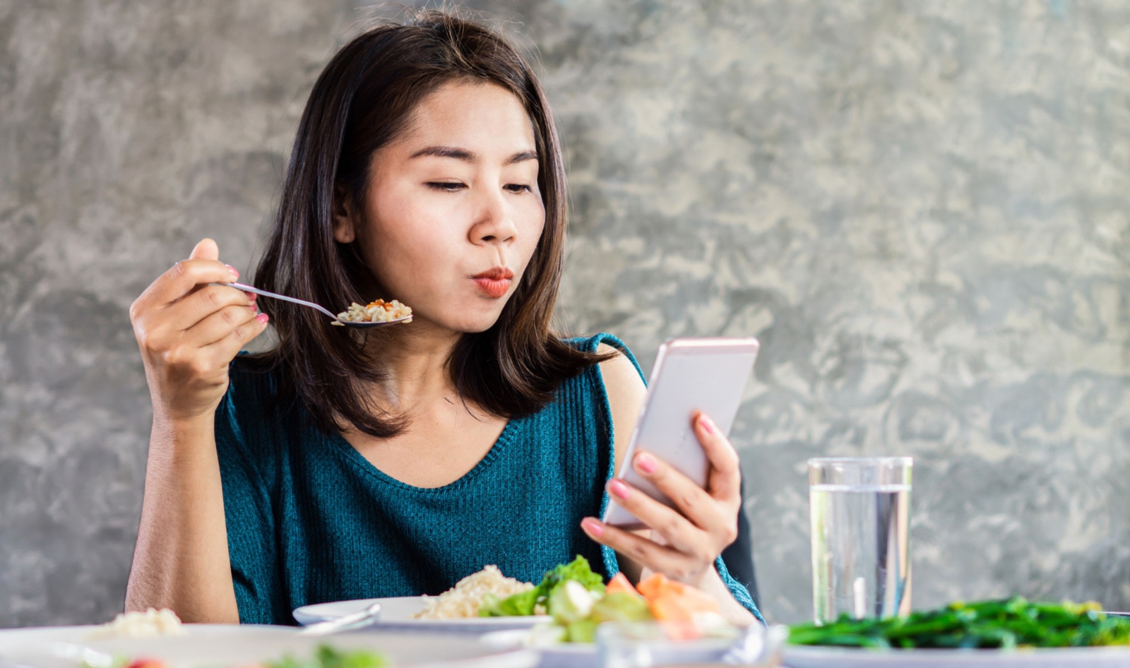 Can You Trust ChatGPT With Your Diet? What Experts Say About AI Nutrition Advice